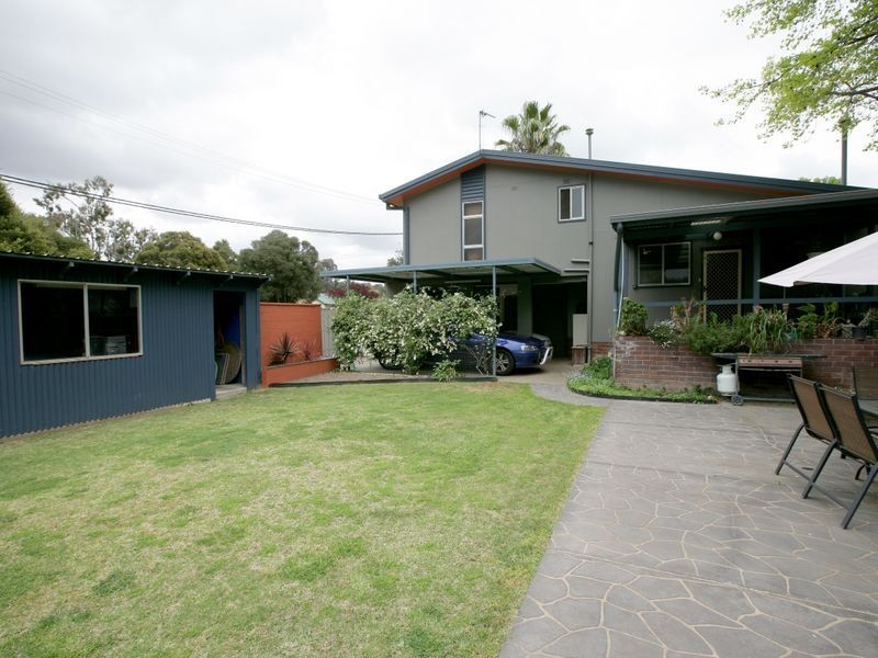 29 Cutler Avenue, Kooringal NSW 2650