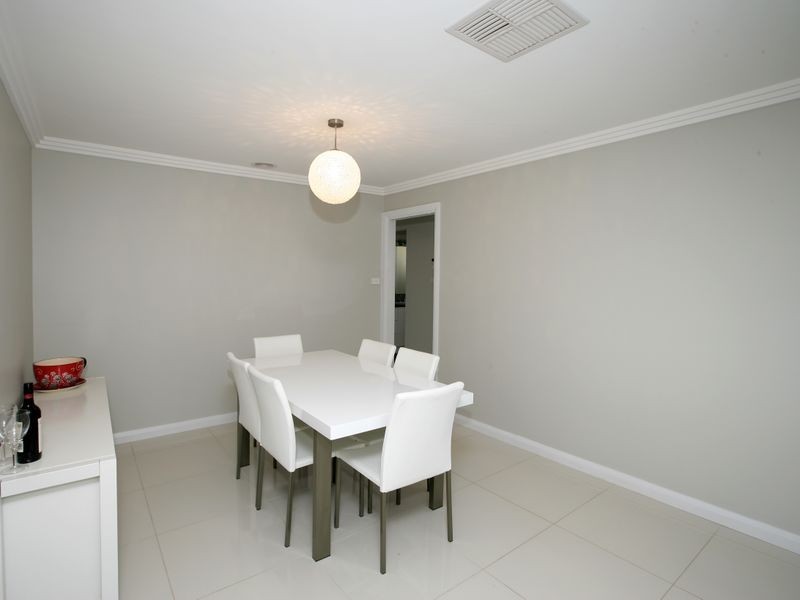 36 Bedervale Street, Bourkelands NSW 2650