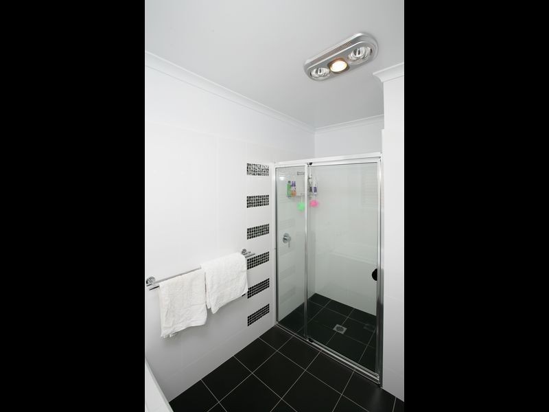 36 Bedervale Street, Bourkelands NSW 2650