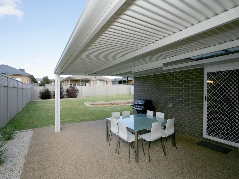 36 Bedervale Street, Bourkelands NSW 2650