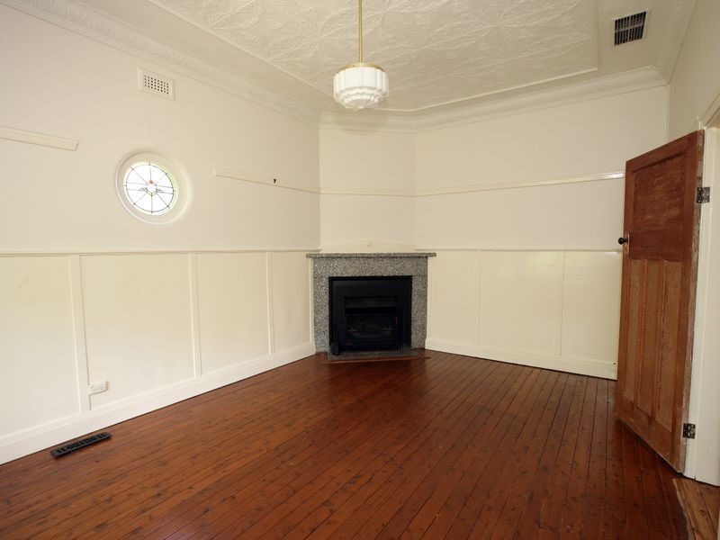 6 Little Best Street, Wagga Wagga NSW 2650