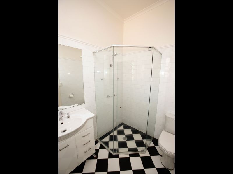 6 Little Best Street, Wagga Wagga NSW 2650