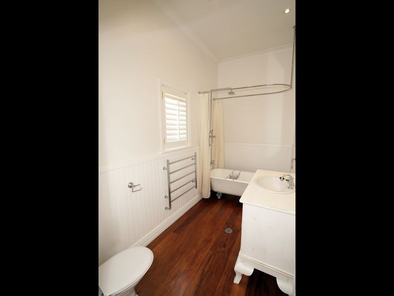 6 Little Best Street, Wagga Wagga NSW 2650