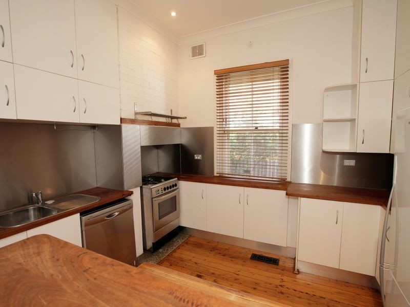 6 Little Best Street, Wagga Wagga NSW 2650