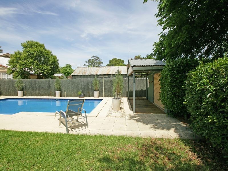 6 Little Best Street, Wagga Wagga NSW 2650