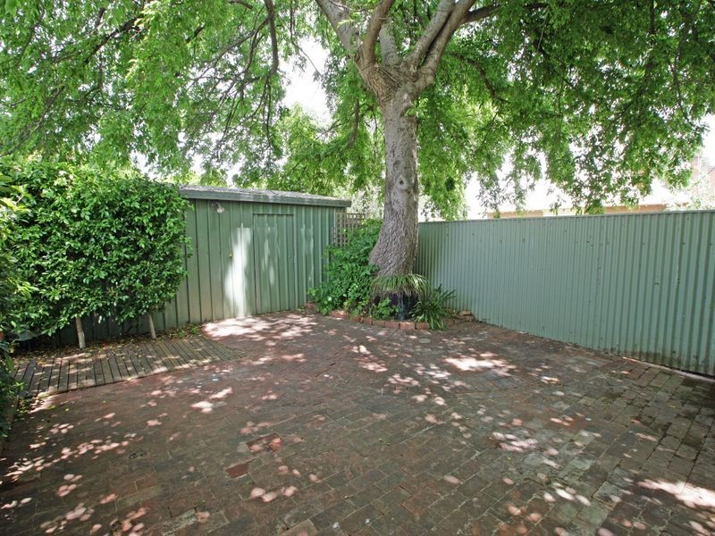 6 Little Best Street, Wagga Wagga NSW 2650