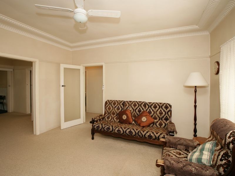 89 Mitchelmore Street, Turvey Park NSW 2650