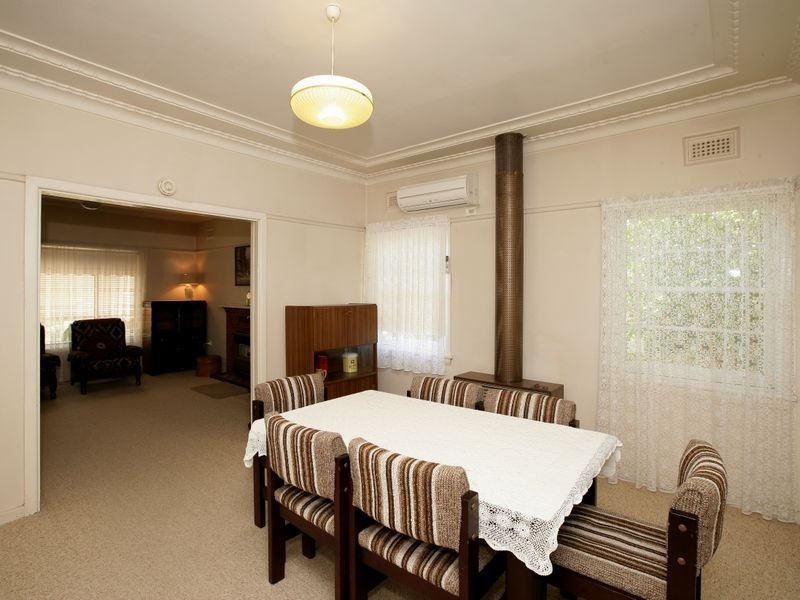 89 Mitchelmore Street, Turvey Park NSW 2650