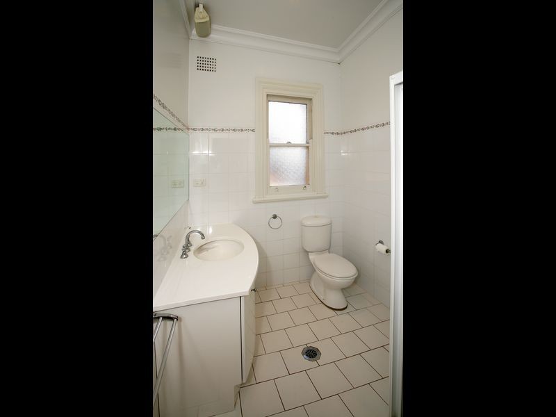 16 Slocum Street, Wagga Wagga NSW 2650