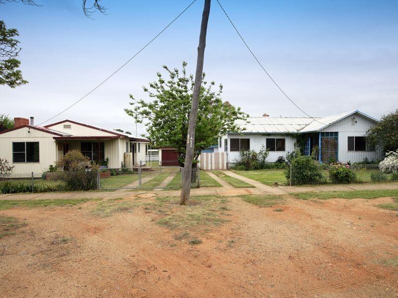33 Blamey Street, Turvey Park NSW 2650