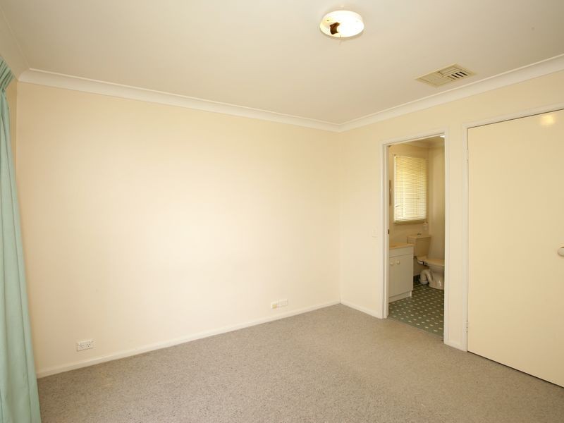 15 Kurrajong Avenue, Forest Hill NSW 2651