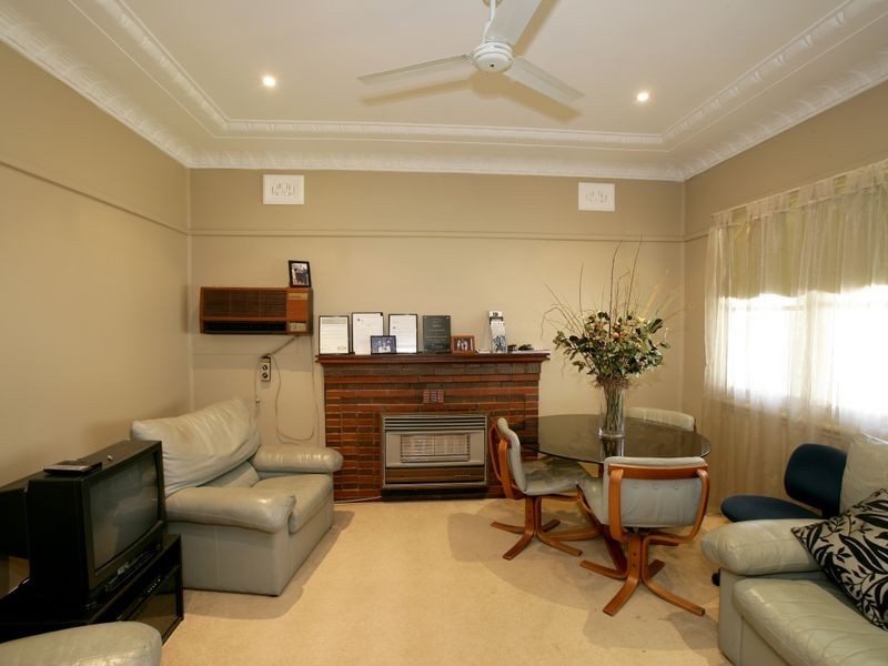 29 Spring Street, Wagga Wagga NSW 2650