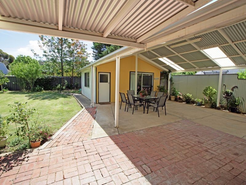 350 Lake Albert Road, Kooringal NSW 2650