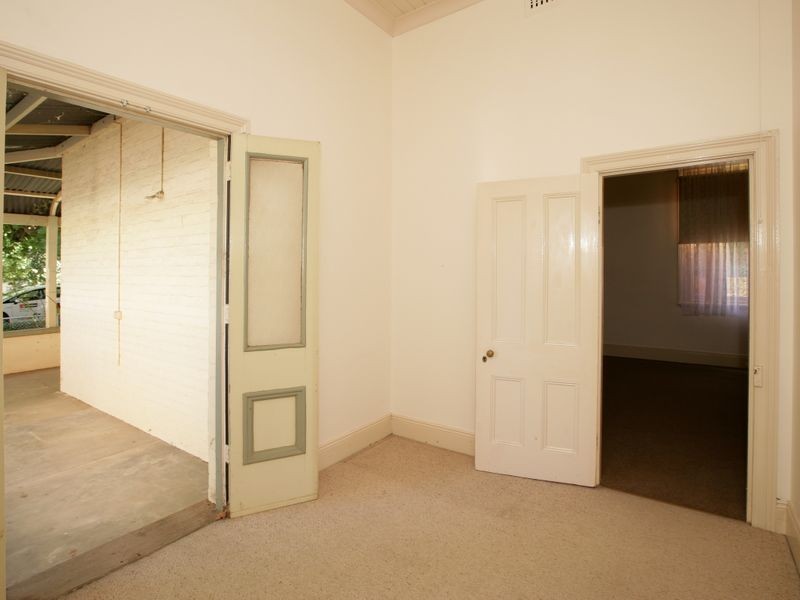 126 Gurwood Street, Wagga Wagga NSW 2650