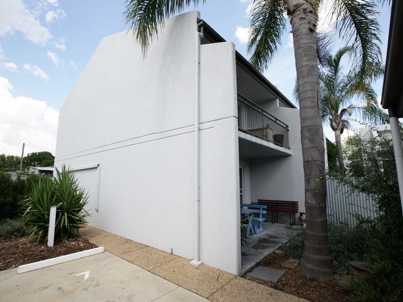 7/65 Crampton Street, Wagga Wagga NSW 2650