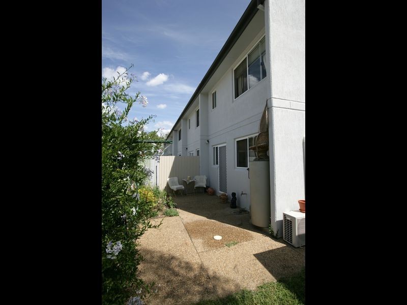 7/65 Crampton Street, Wagga Wagga NSW 2650