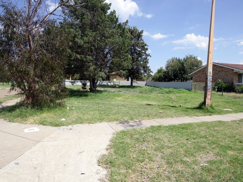 149 Raye Street, Tolland NSW 2650