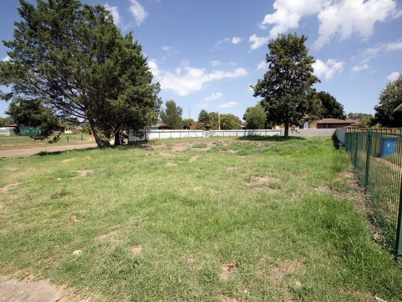 149 Raye Street, Tolland NSW 2650