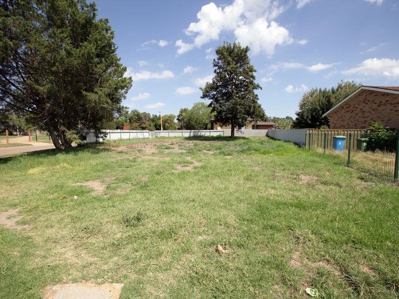 149 Raye Street, Tolland NSW 2650