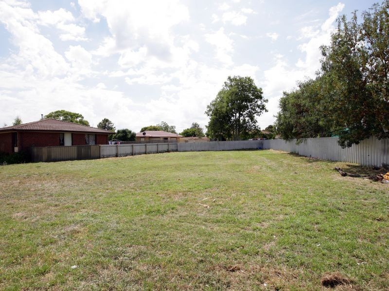 3 Toy Place, Tolland NSW 2650