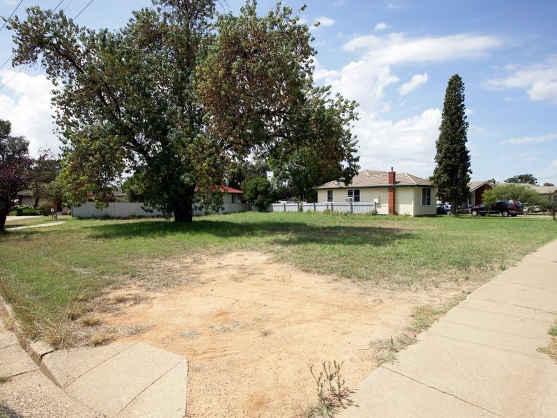 7 Bingham Place, Tolland NSW 2650