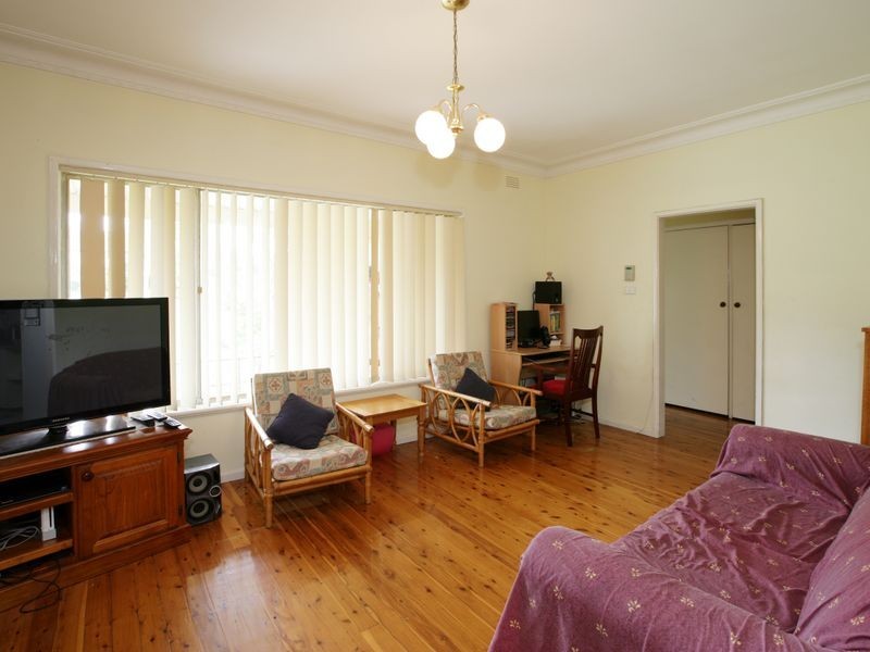 6 Stanley Street, Kooringal NSW 2650