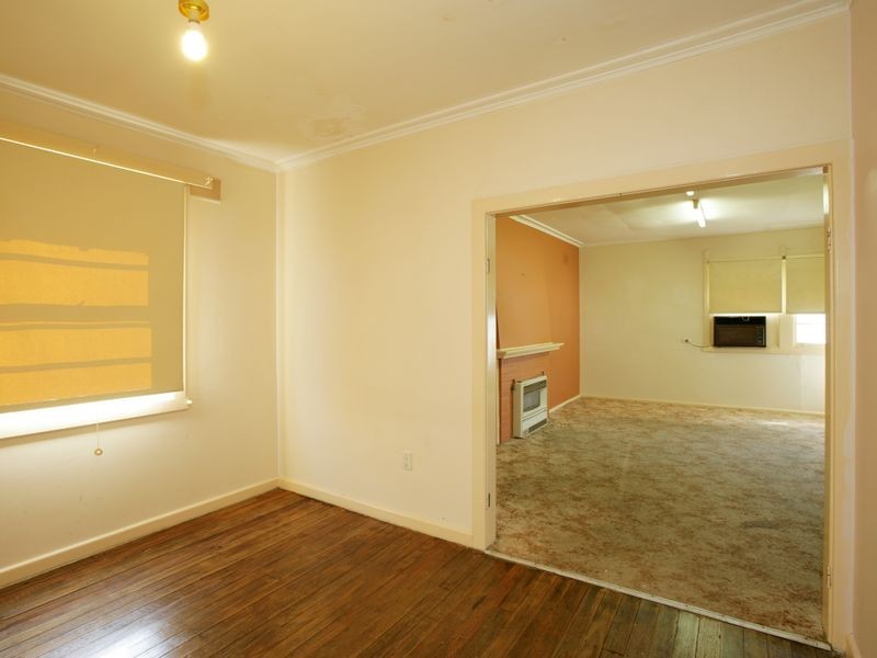 246 Lake Albert Road, Kooringal NSW 2650