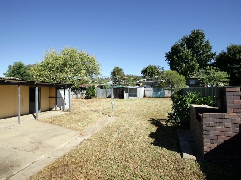 246 Lake Albert Road, Kooringal NSW 2650