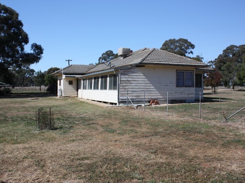 RMB 178 Lockhart Road, French Park NSW 2655