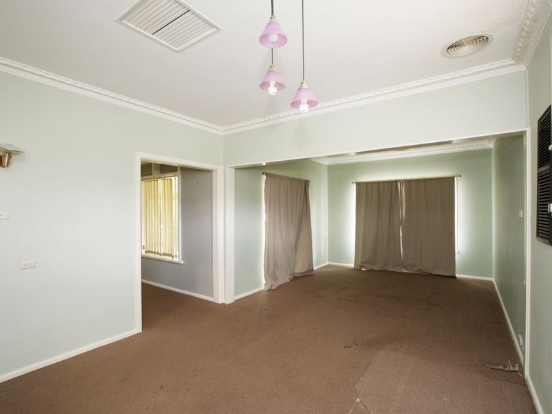 7 Marconi Street, Kooringal NSW 2650