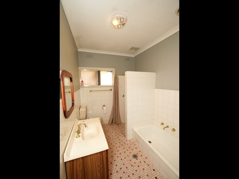 7 Marconi Street, Kooringal NSW 2650