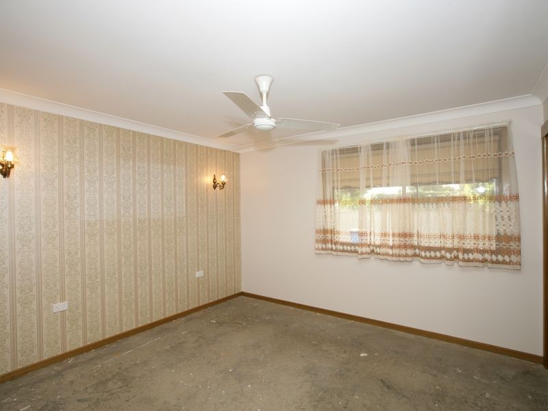 113 Mckell Avenue, Mount Austin NSW 2650