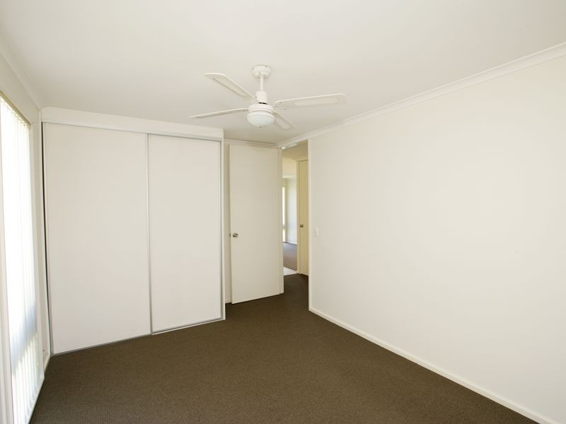42 Callaghan Street, Ashmont NSW 2650