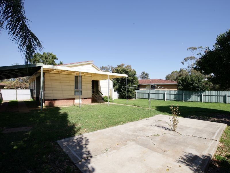 42 Callaghan Street, Ashmont NSW 2650