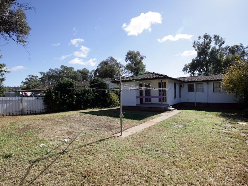 56 Connorton Avenue, Ashmont NSW 2650