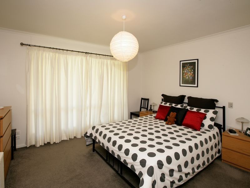 1/ Norman Street, The Rock NSW 2655