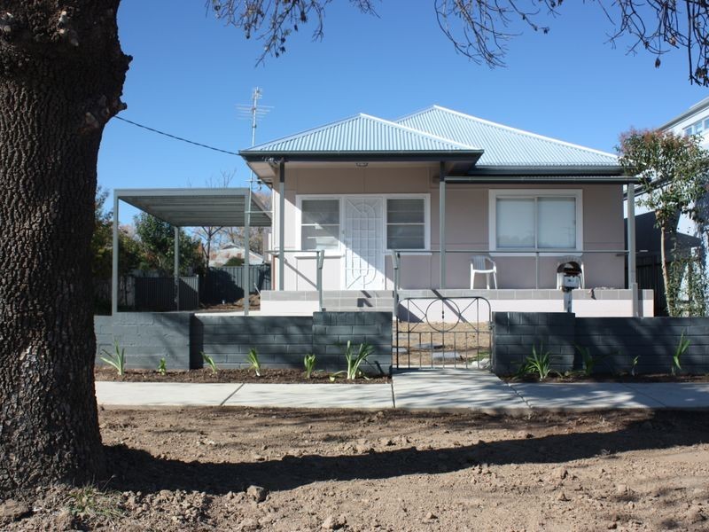 210 Kincaid Street, Wagga Wagga NSW 2650
