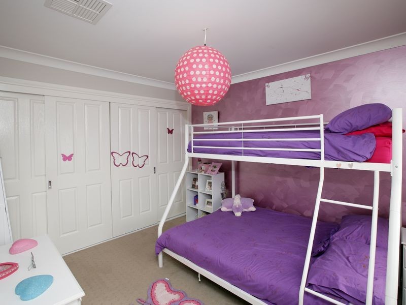 14 Barrima Drive, Glenfield Park NSW 2650