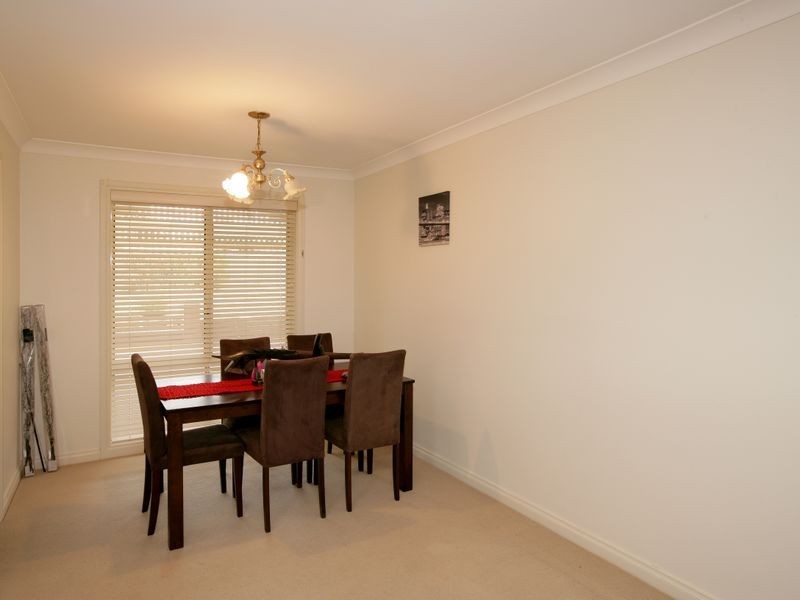 4 Bokara Place, Glenfield Park NSW 2650