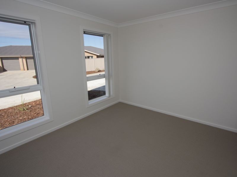 13/6-14 Mirrul Street, Glenfield Park NSW 2650