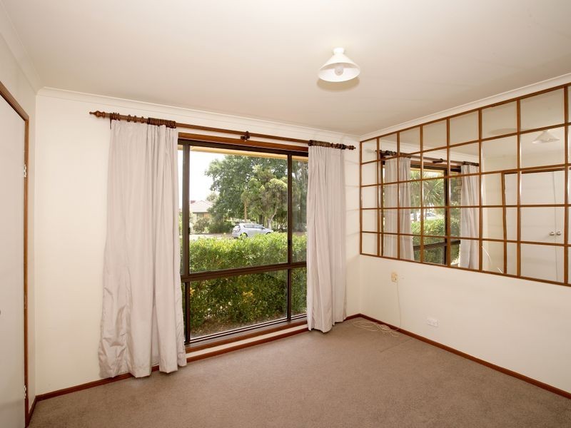 4 Eldershaw Drive, Forest Hill NSW 2651