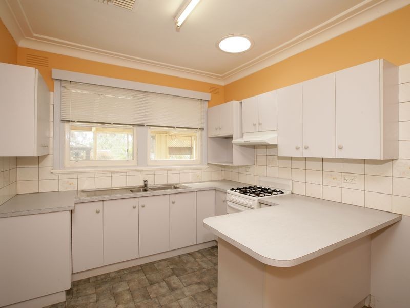 29 Ashmont Avenue, Ashmont NSW 2650