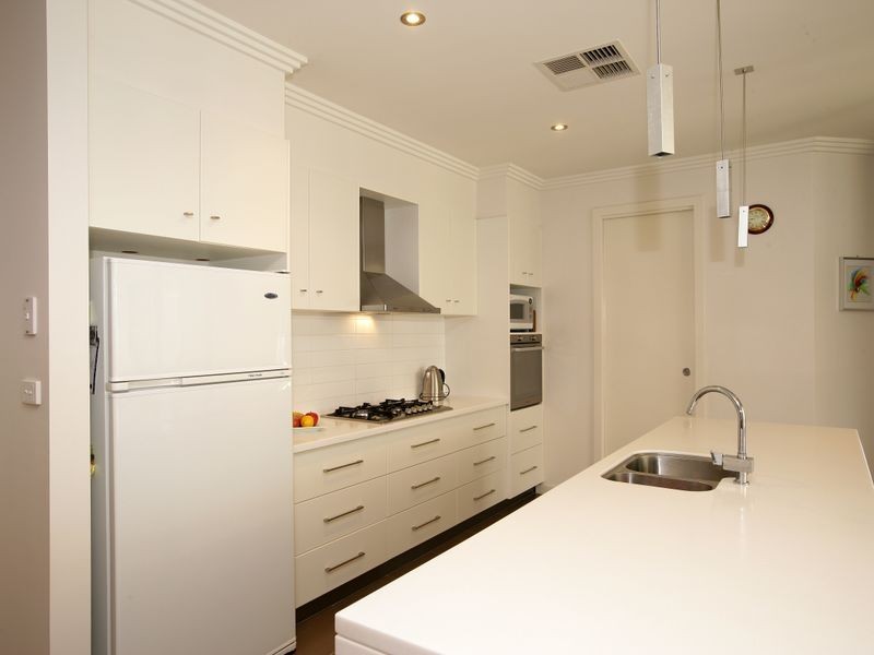 26 Bogong Crescent, Tatton NSW 2650