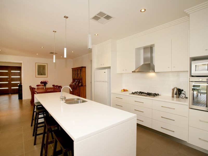 26 Bogong Crescent, Tatton NSW 2650