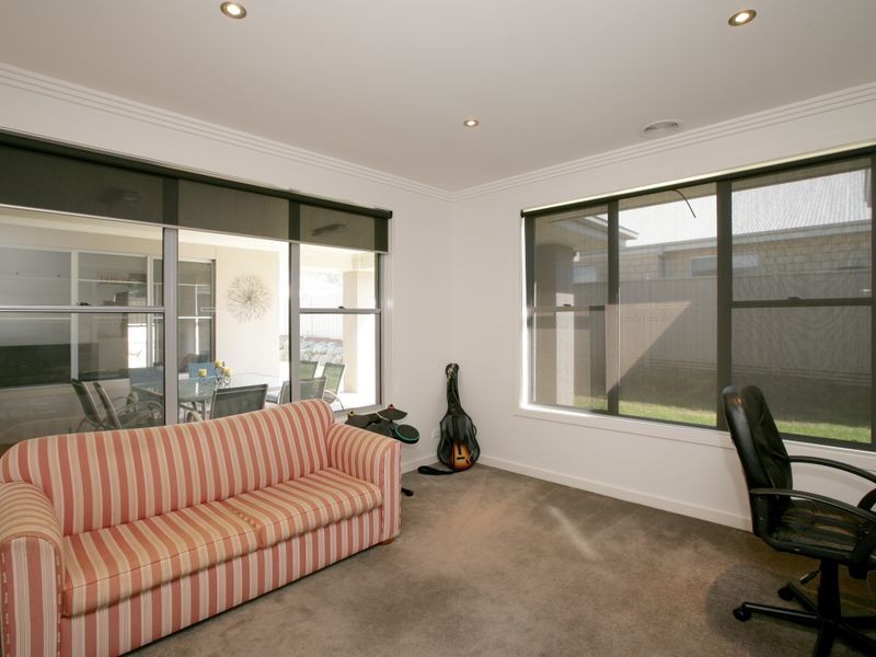 26 Bogong Crescent, Tatton NSW 2650