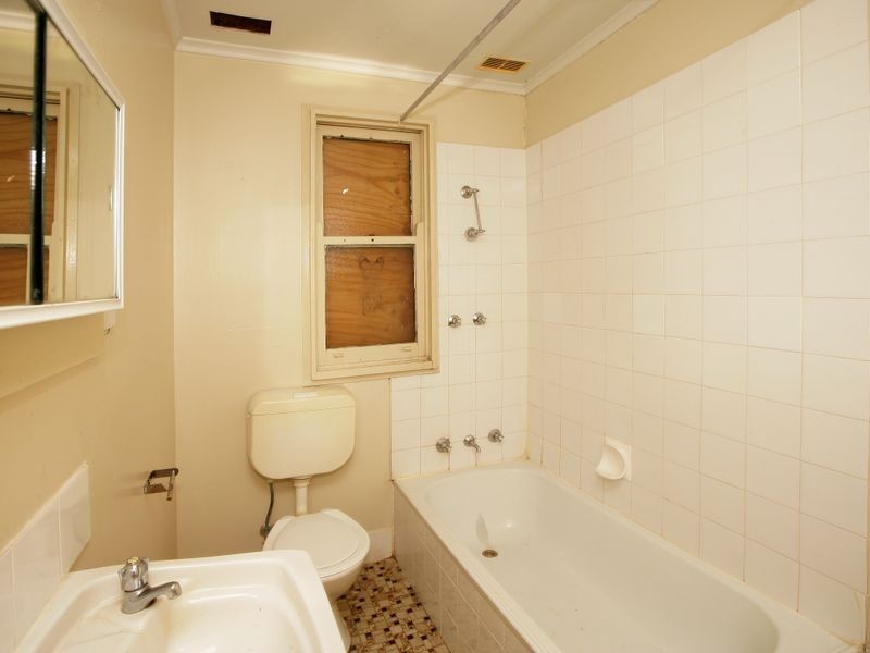 3 Kenny Place, Tolland NSW 2650