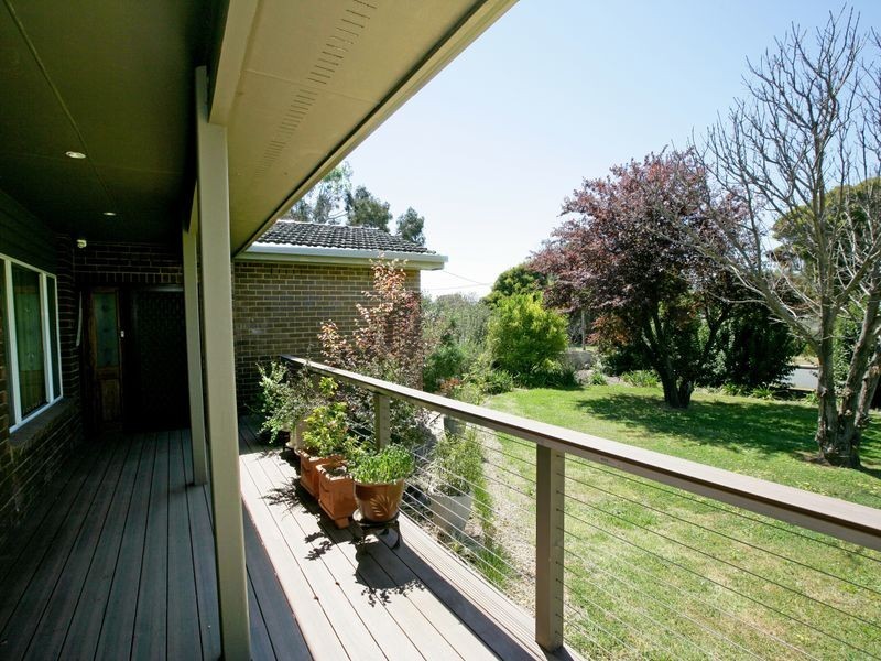 30 Graham Street, Lake Albert NSW 2650