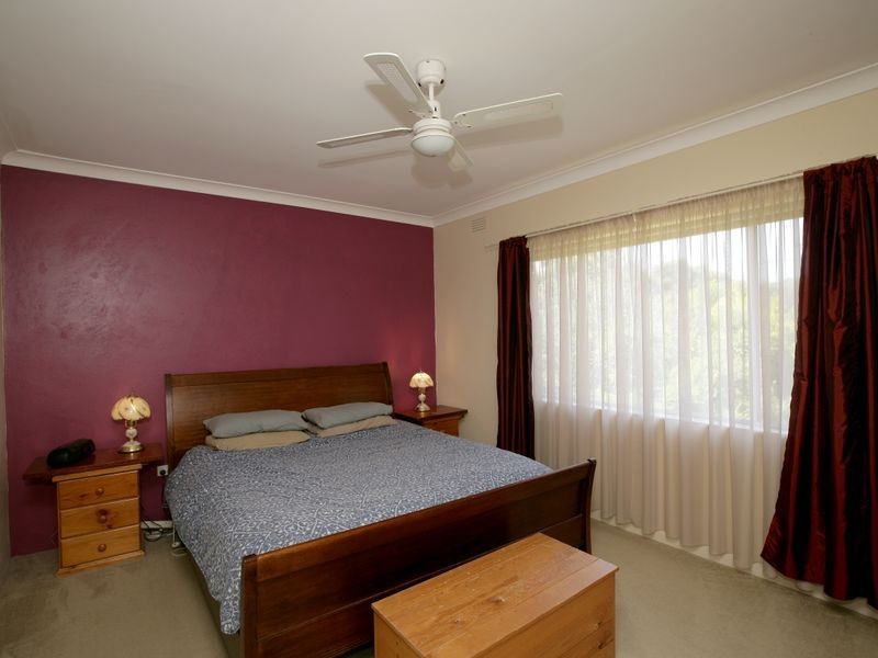 30 Graham Street, Lake Albert NSW 2650