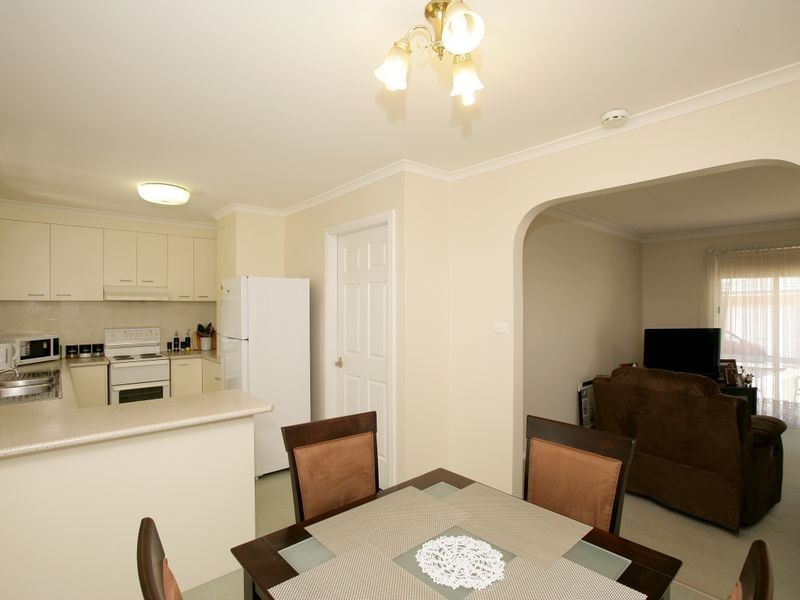 6/42 Lamilla Street, Glenfield Park NSW 2650