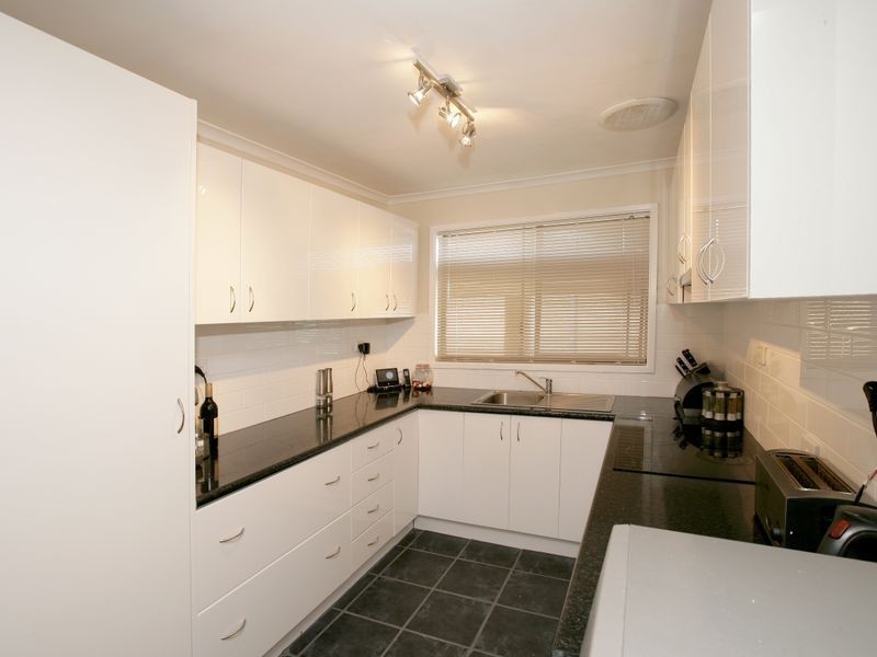 36 Mallory Street, Ashmont NSW 2650